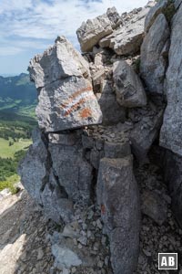 Die Schlüsselstelle im Aiplspitz-Nordgrat: Eine etwas knifflige Kletterstelle