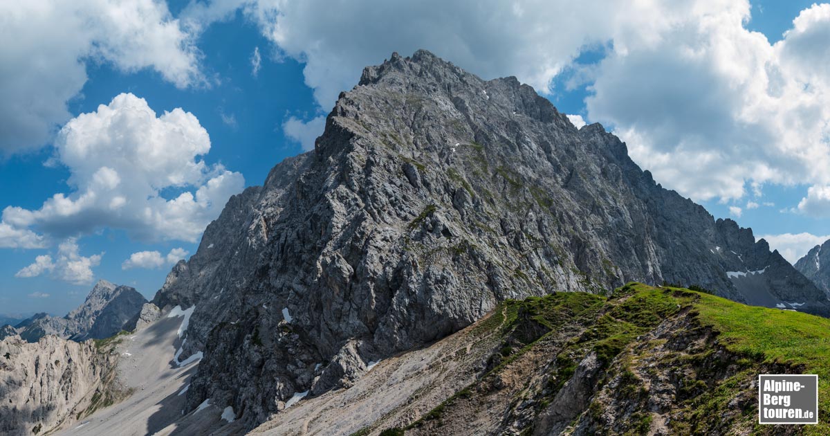 Der Gipfel des mächtigen Wörner - gesehen vom Wörnersattel