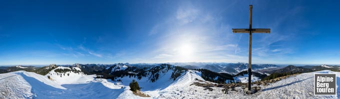 Schneeschuhtour Seekarkreuz: 360-Grad-Panorama vom Gipfel