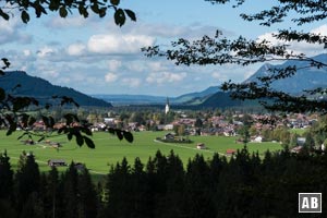 Aussicht auf Oberstdorf aus dem Aufstieg zum Freibegsee