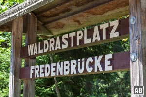 Ausgangspunkt für diese Wanderung ist der Waldrastplatz Fredenbrücke zur vor dem Ort Waldhäuser